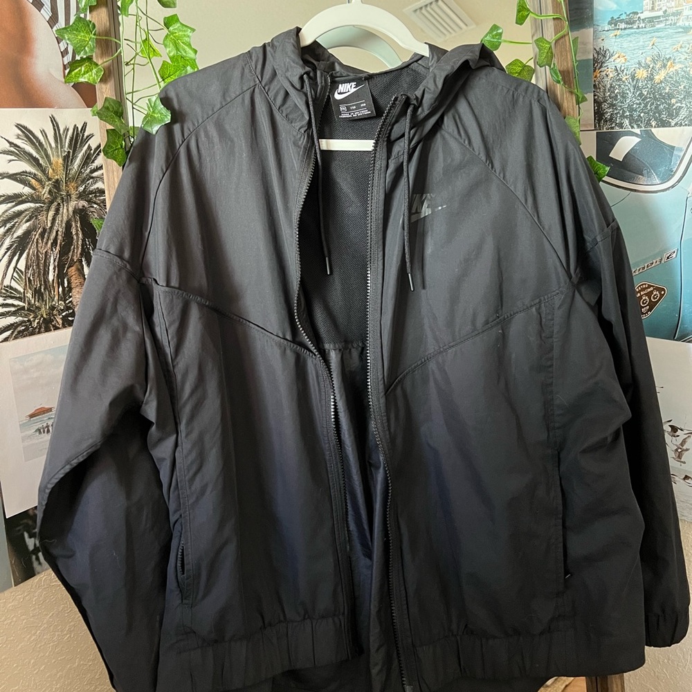 Nike Windbreaker Jacket Full Zip Hooded